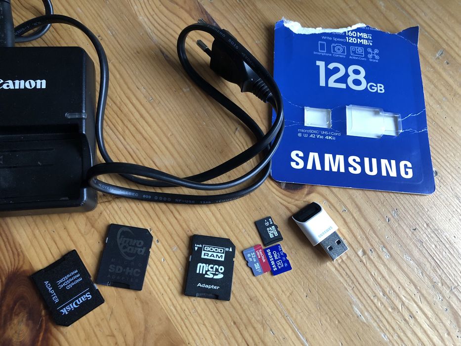 Lustrzanka Canon 450D + gratisy