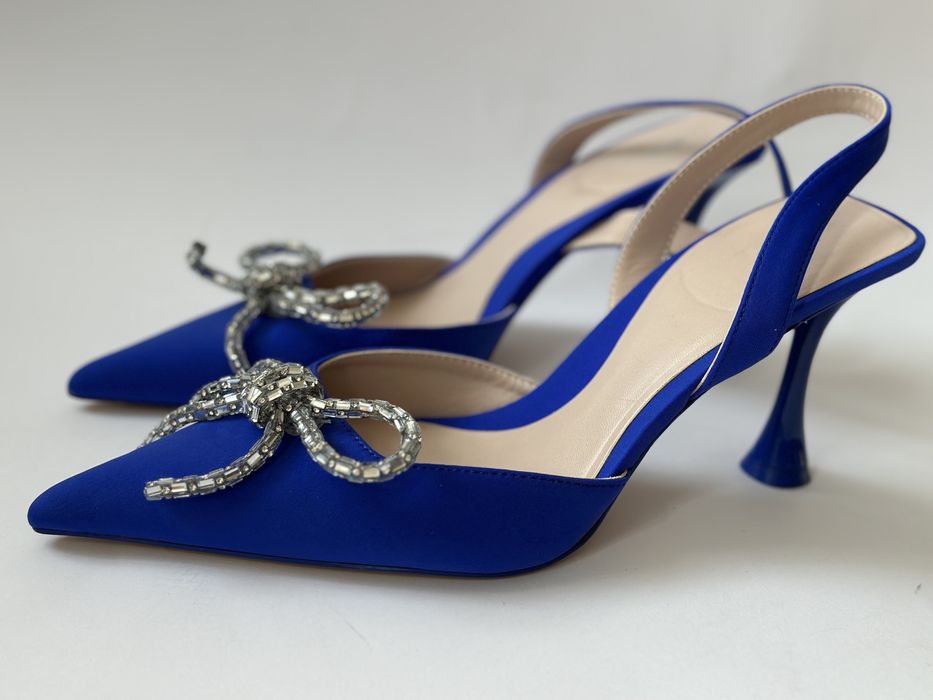 Zara kobaltowe czółenka kokarda indygo 40