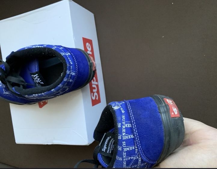 Vans Supreme x Half Cab