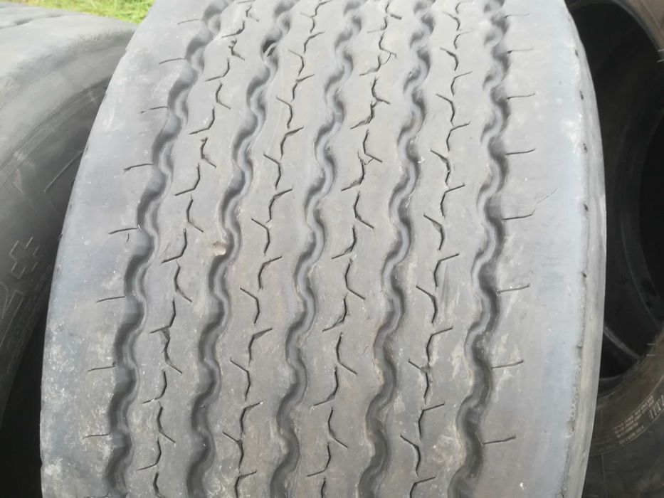 445/45r19.5 Continental 445/45-19.5