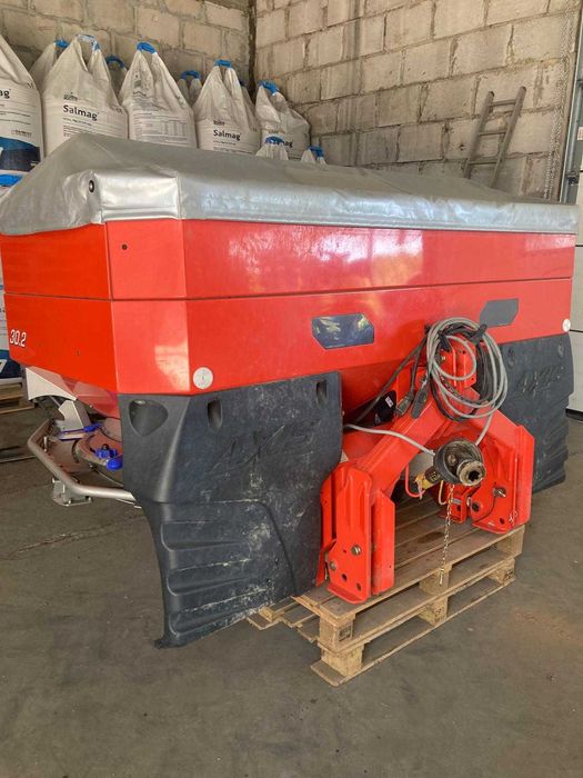 Rozsiewacz RAUCH AXIS 30.2 W