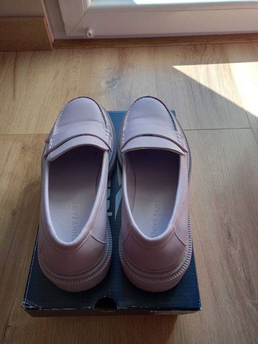 Buty dziewczęce mokasyny