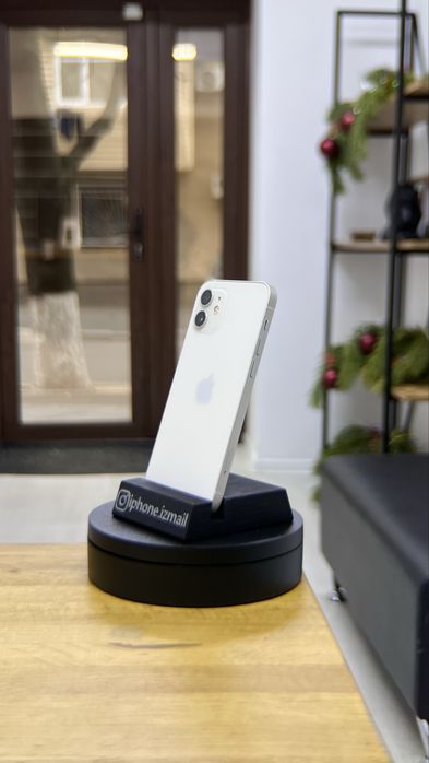 IPhone 12 128 Gb + чехол стекло и шнур