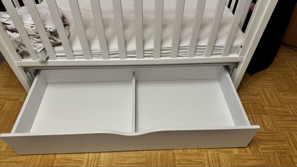 Продам дитяче ліжечко Верес