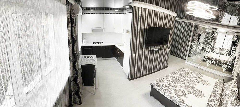 VIP квартира Краматорськ, ЦЕНТР - прям біля ЦУМу, 1 поверх (вул. Двірцева 8)