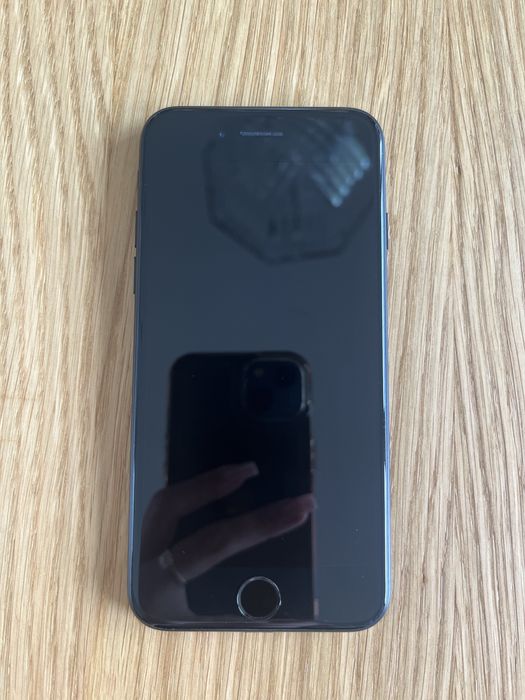 iPhone 7- 128GB