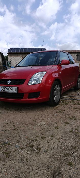 Suzuki Swift.
