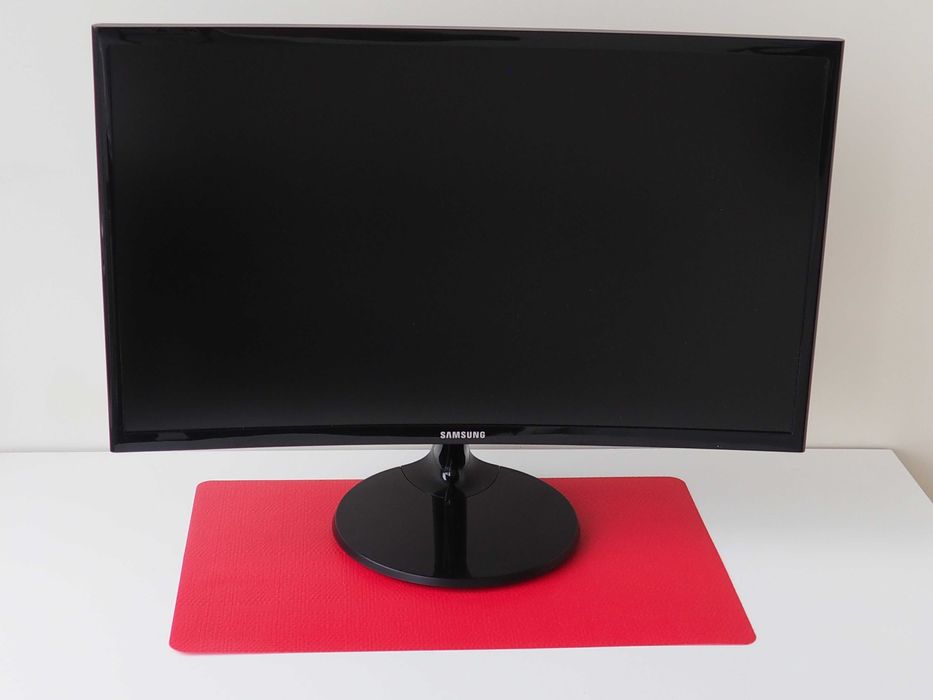 Монитор SAMSUNG - C24F390FH