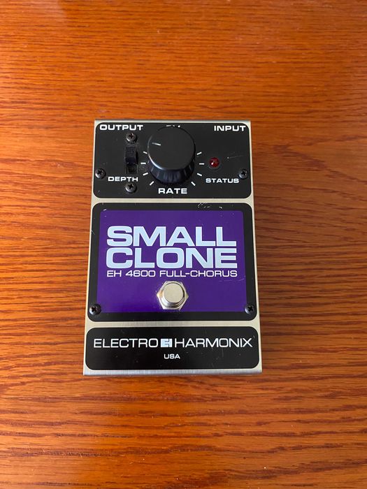 Electro-Harmonix Small Clone — Pedal de chorus analógico