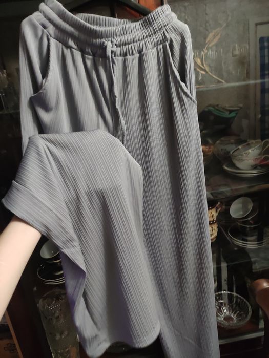 жіночі легкі штани розмір Л