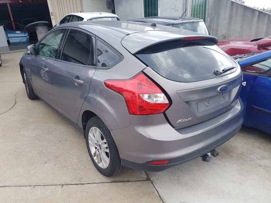 Ford Focus 2015 para peças