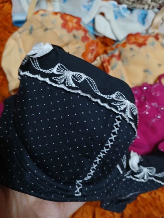 Gina Benotti,H&M zestaw 6 biustonoszy mlodziezowych/damskich A70do80