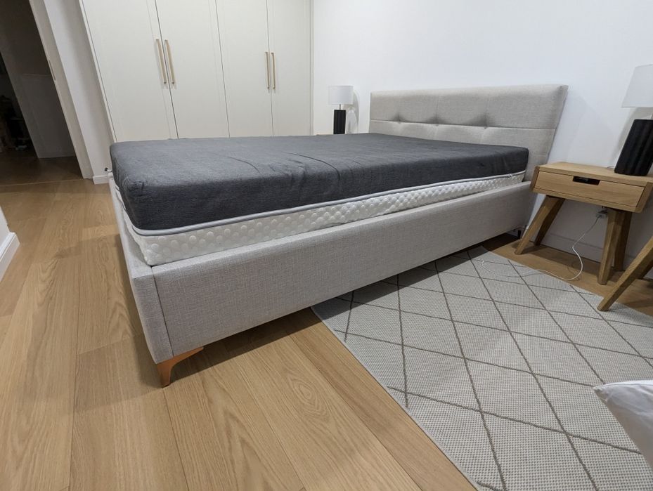 Łóżko new concept VIII 140x200 cm Materac piankowy 140x200 GOLD F95