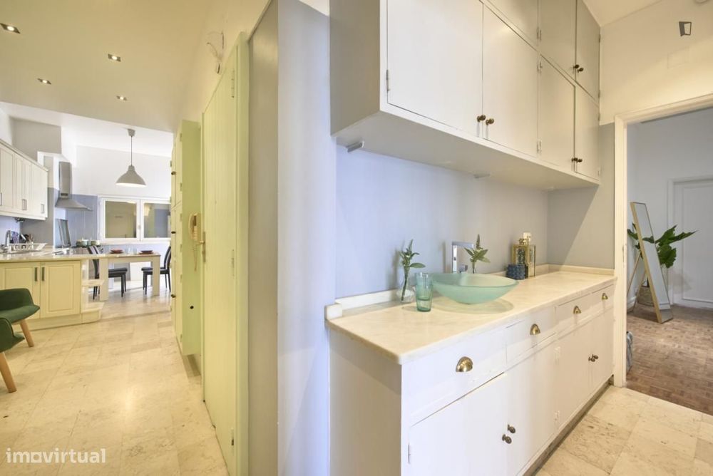 Quarto - localizado em Entrecampos Lisbon
