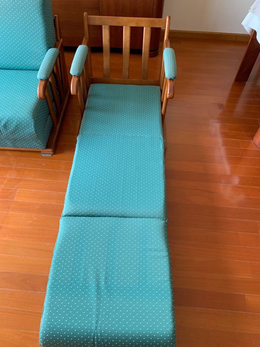 Sofá cama e individual