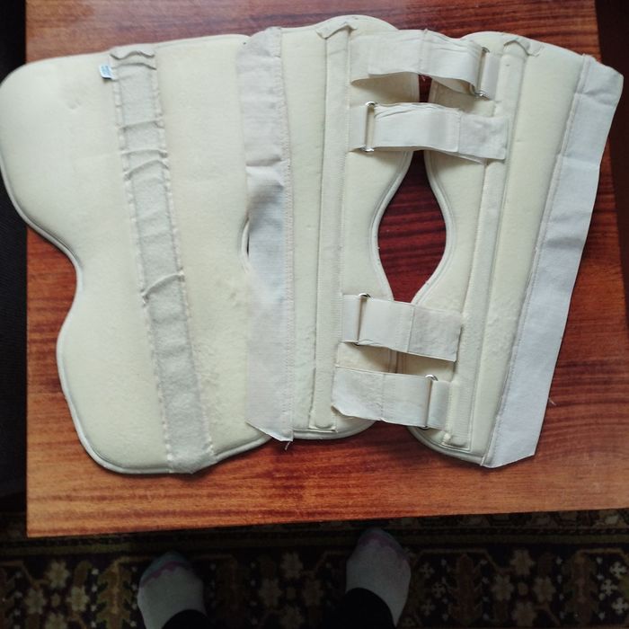 Ортез (жорсткої фіксації)