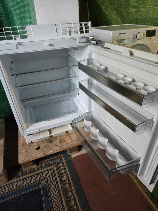 Chłodziarka do zabudowy SIEMENS. 81/60 cm. Gwarancja! Kompletna. Super wyposażona. Płyta na przodzie
