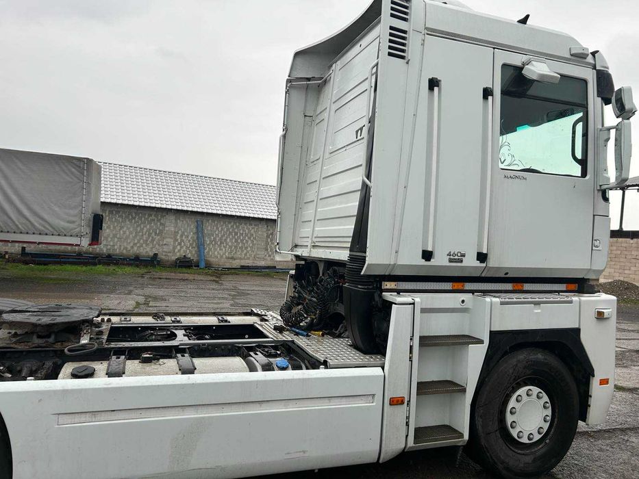 Терміновий продаж Renault Magnum 460 2007