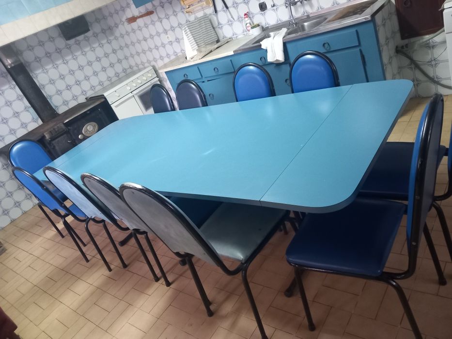 Mesa grandes dimensões