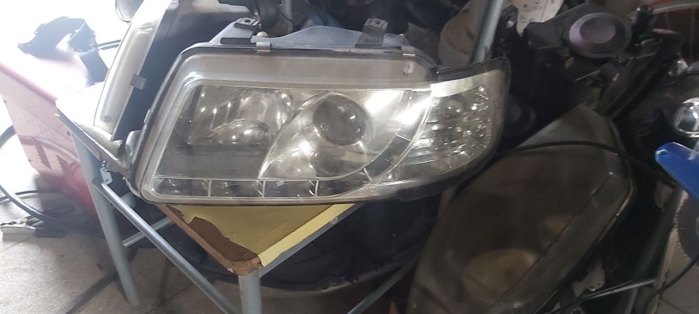 Farois/ oticas led Angel Audi a3 2002