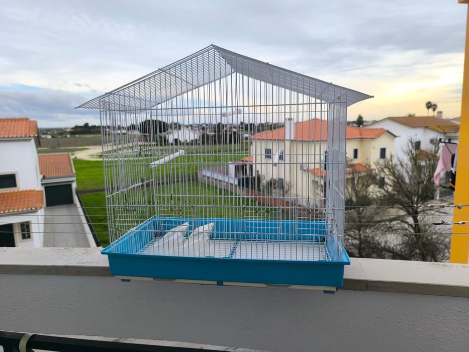 Gaiola para pássaros (55x54x30)