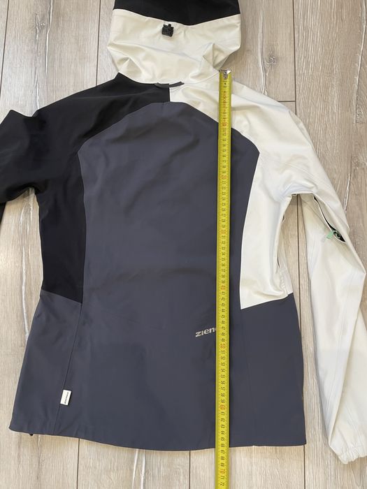 Жіноча лижна куртка штормовка Ziener neila