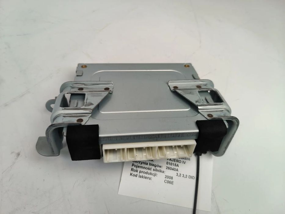sterownik moduł komputer 8633a017 mitsubishi, pajero