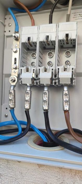 Eletricista inscrito na DGEG