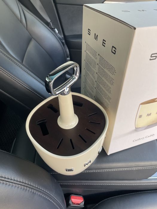 Підставка під прибори Smeg