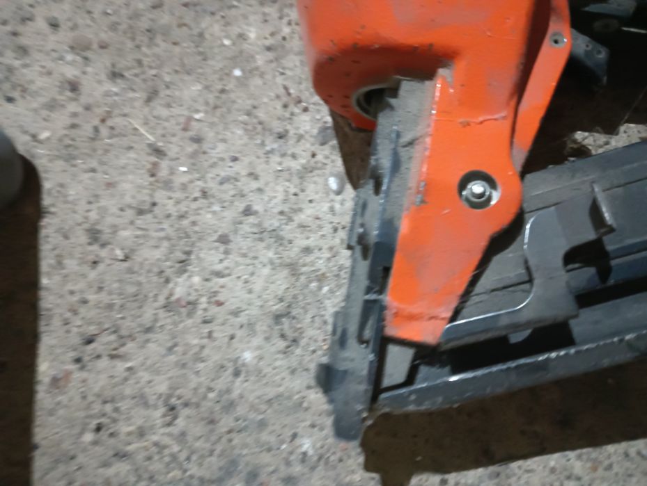 Sprzedam pistolet na gwoździe