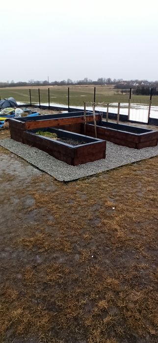 Podwyższona grządka, warzywniak