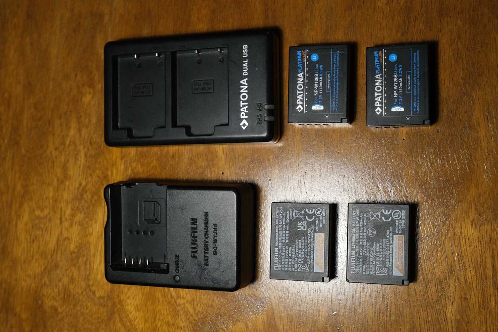 Fujifilm XT-3 + Baterias Extra + Grip Meike