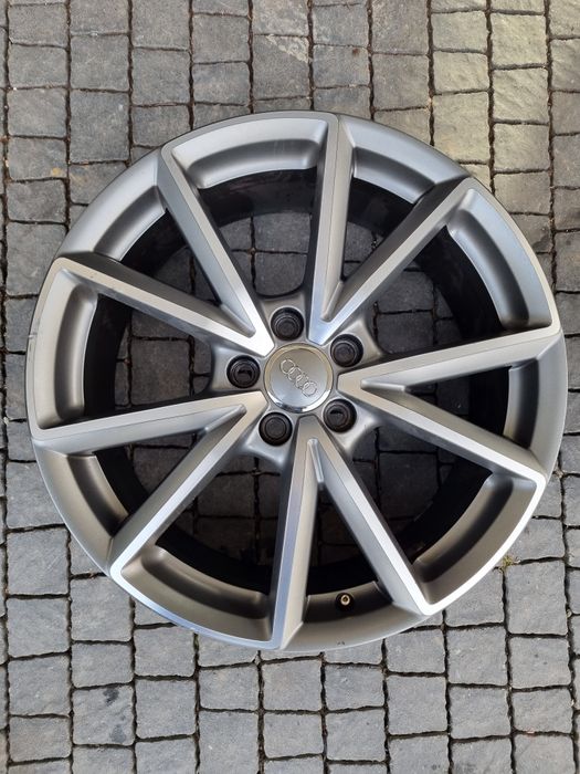 5x112 19 Alufelga Audi A3 S3 8V0.601.025 Oryginał Audi 8jx19H2