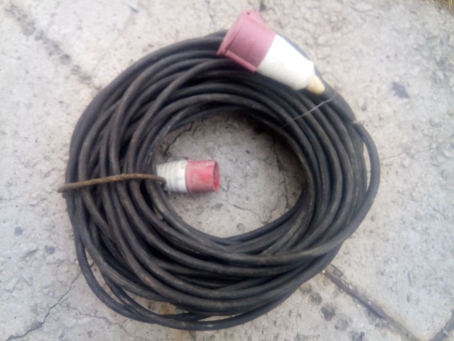 Переноска 380 V  60 метров