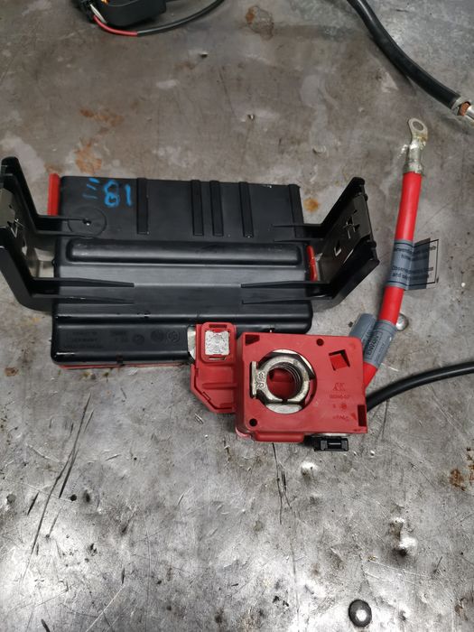 BMW E87 E81 lci lift klema pirotechniczna plus