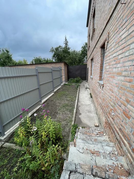 Продам 2-о поверховий будинок на Новій Балашівці.