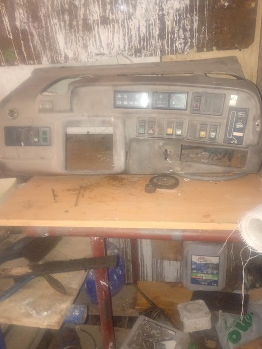 Deska rozdzielcza Manitou Mt 1740