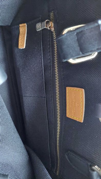 Mala-Handbag Louis Vuitton on the go