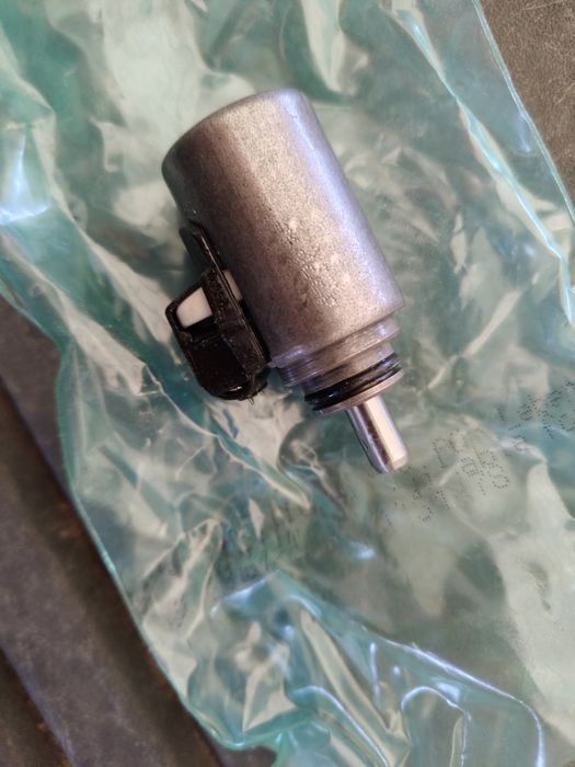 Nowy zawór skrzyni biegów Lock Up Mercedes 722.6 itp A240/270/17/00