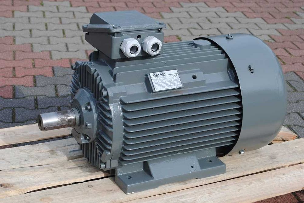Silnik elektryczny 37kw. 2954obr./min.. CELMA