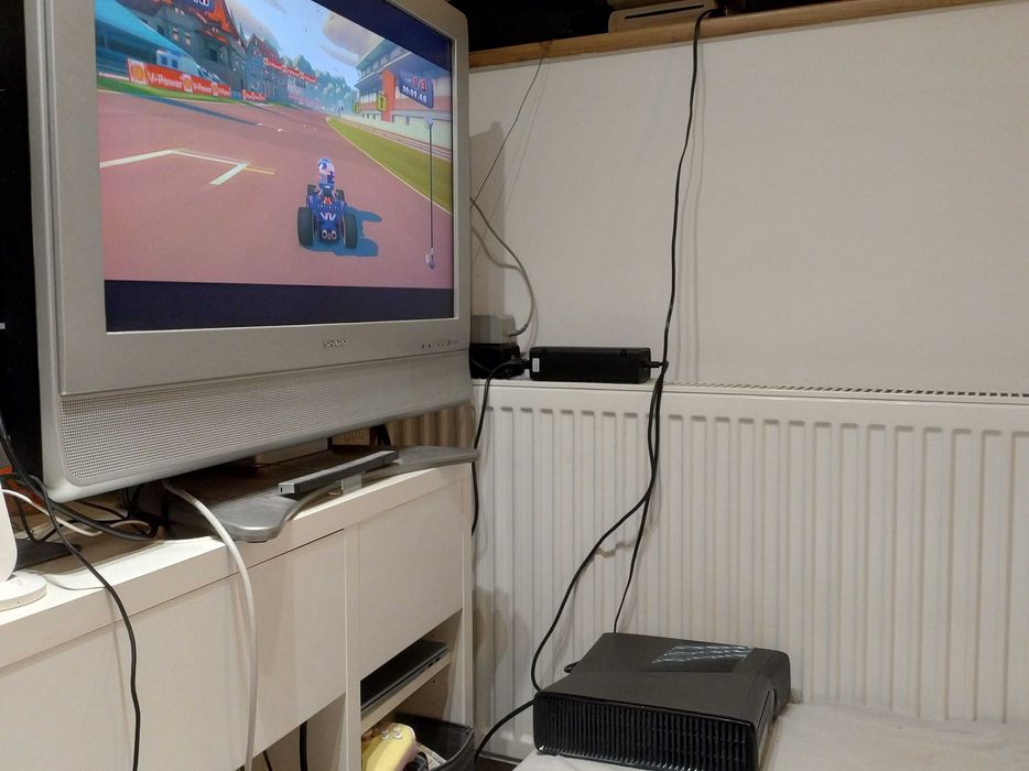 Konsola Microsoft Xbox 360 S + Zasilacz