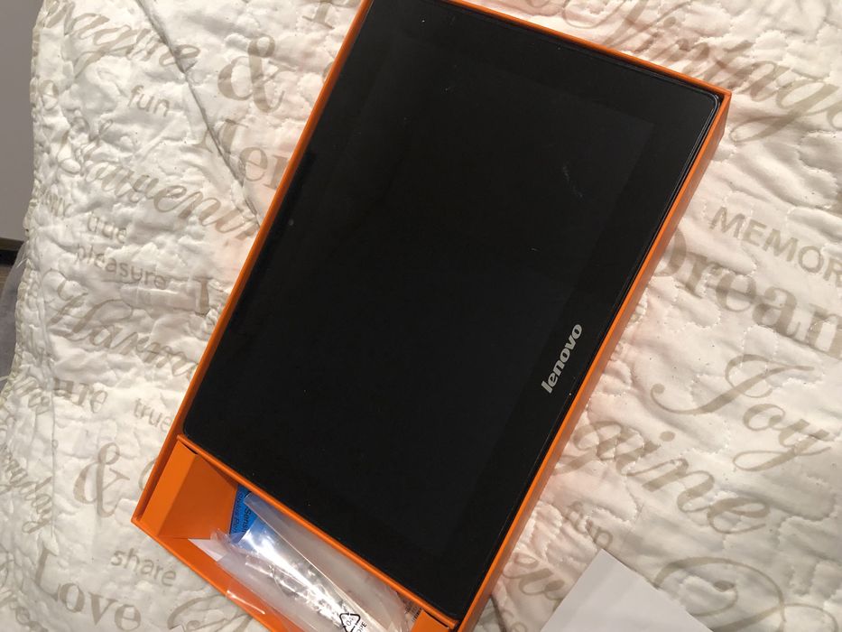 Tablet Lenovo czarny
