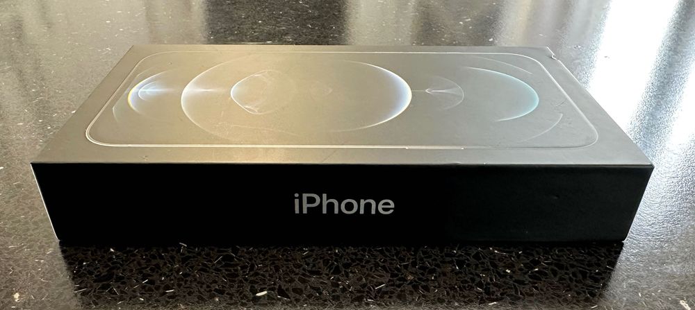 Продам iPhone 12 Pro Max Silver 256 Gb