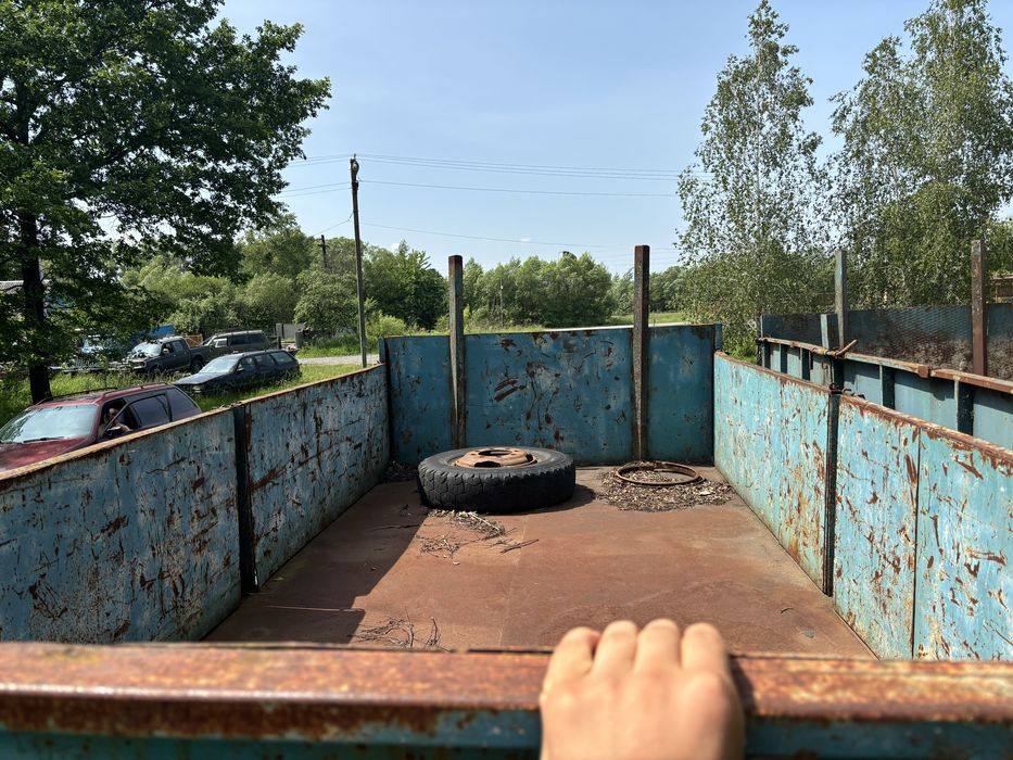 В продажі 2 причіпа один на МАЗ колесах