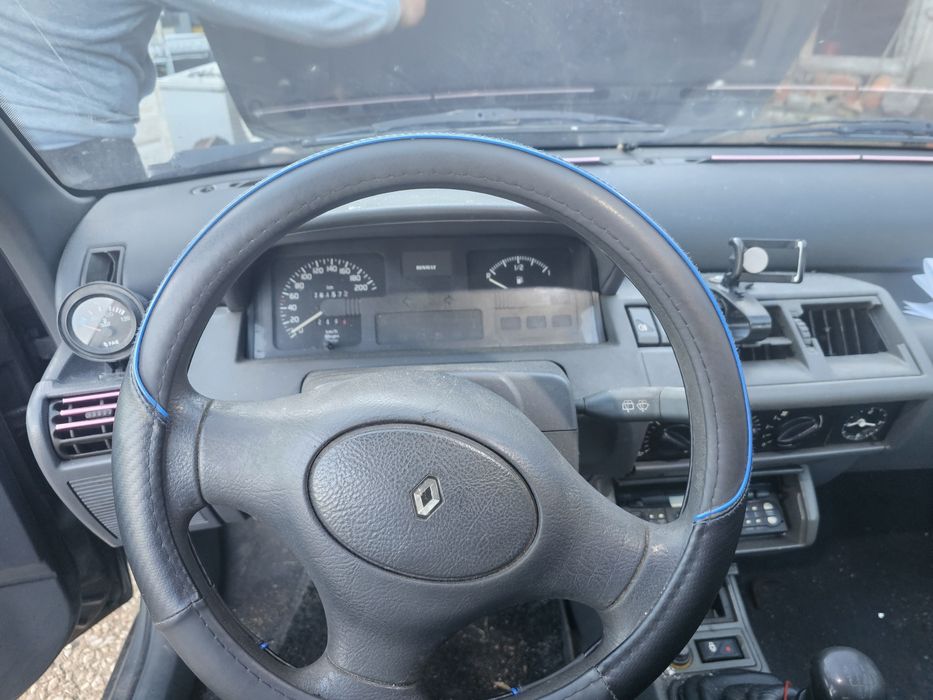 Renault Clio 1.9 D 1997