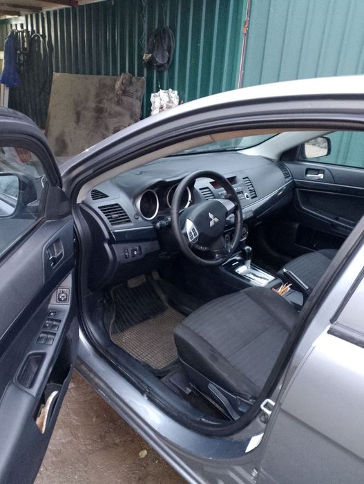 Mitsubishi Lancer X 1.6 2012