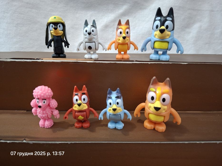 Набір фігурок 8 шт Блуї Бінго Блуи Бинго Bluey Хилер