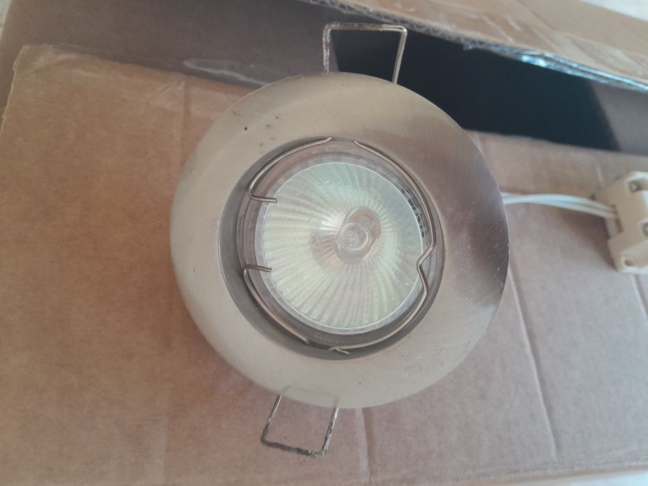 Lâmpada embutido led