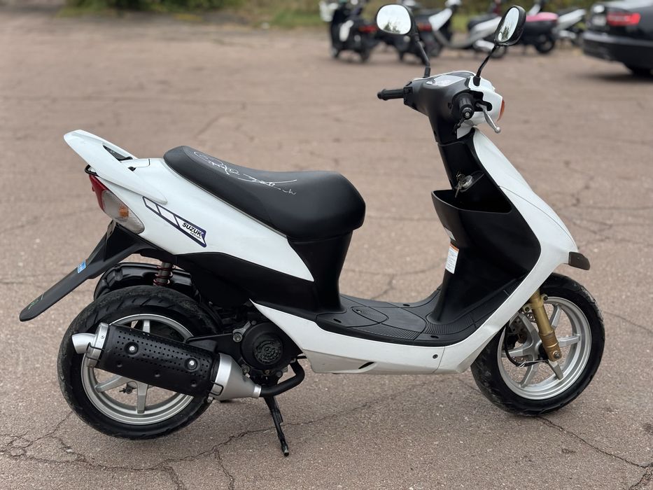 Скутер мопед Сузуки ЗЗ інчап спорт Suzuki ZZ INCN UP SPORT з контейнер