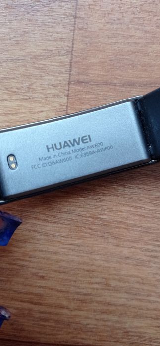 Смарт браслет Huawei